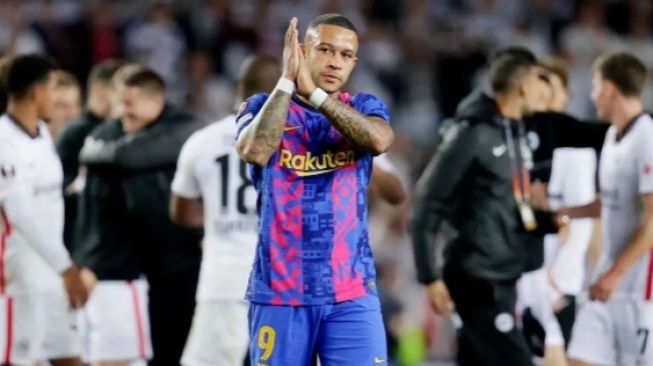 Memphis Depay dan Kebangkrutan Barcelona, Akan Dijual?