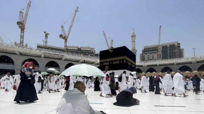 Satu Juta muslim Diperkirakan Hadiri Musim Haji, Ribuan Peziarah Sudah Sampai di Mekkah