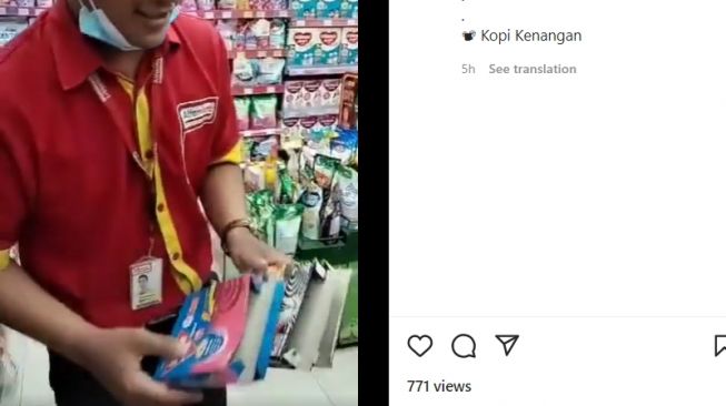 Dugaan aksi pencurian terjadi di toko swalayan (Instagram/ @terang_media).