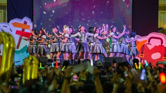 Konser di Bandung Dibatalkan karena Masalah Keamanan, Ini 5 Fakta Tur JKT48