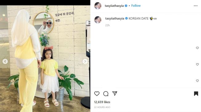 Foto: Korean Date Bersama Keluarga, OOTD Tasyi Athasyia Disanjung seperti Princess Belle (instagram/tasyiathasyia)