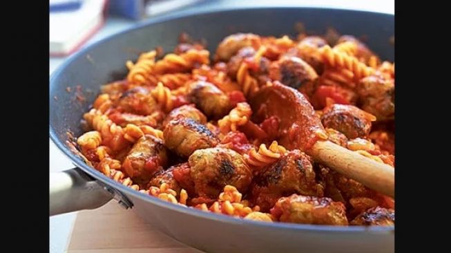 Si Kecil Pasti Doyan! Resep Pasta Sosis yang Enak dan Gurih untuk Keluarga