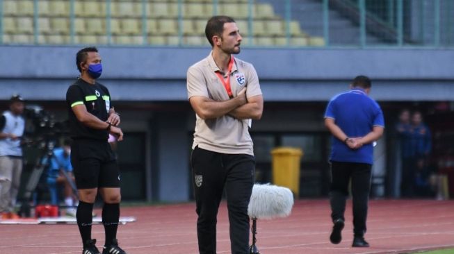 Salvador Garcia Bingung Cari Jawaban Mengapa Thailand Gagal ke Final Piala AFF U-19 2022