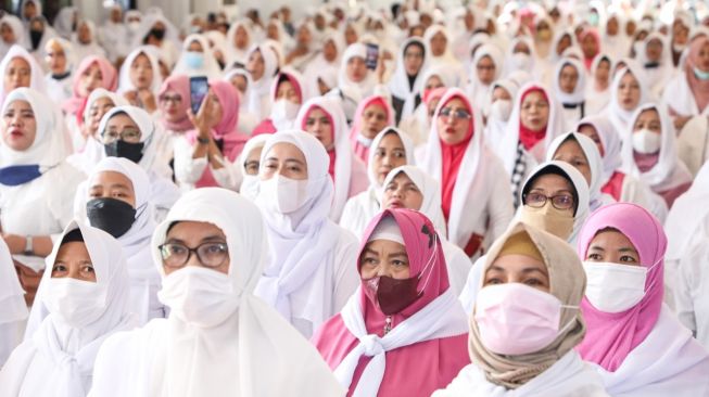 Ribuan Emak-emak Jabodetabek Berdoa Untuk Ganjar, Harapannya Bikin Menyentuh