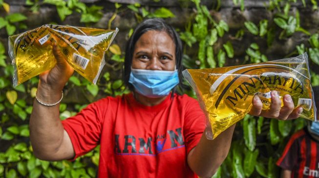 Minyak Goreng Subsidi Merk Minyak Kita Langka, Pedagang Pasar Curiga Ada yang Bermain