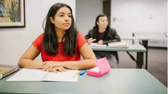 3 Hal yang Sering Jadi Sumber Stres para Mahasiswa, Soal Uang!