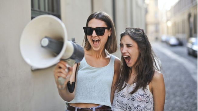 5 Tips Penting yang Harus Diperhatikan agar Hubungan Persahabatan Bisa Awet