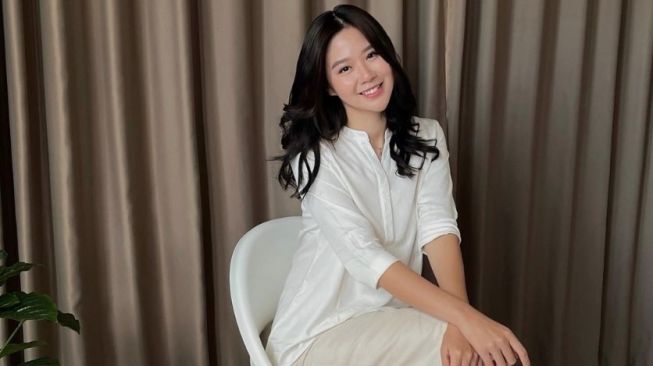 Tips and Trik Memilih Pakaian agar Terlihat Bersinar dari Abigail Gusmawan