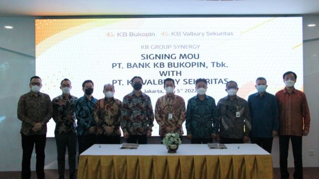 Bank KB Bukopin Jalin Nota Kesepahaman dengan KB Valbury Sekuritas