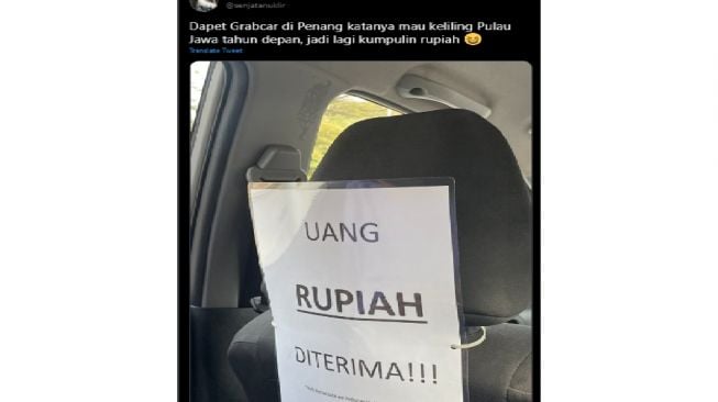Driver ojol asal Malaysia menerima pembayaran uang dalam bentuk Rupiah (Twitter)