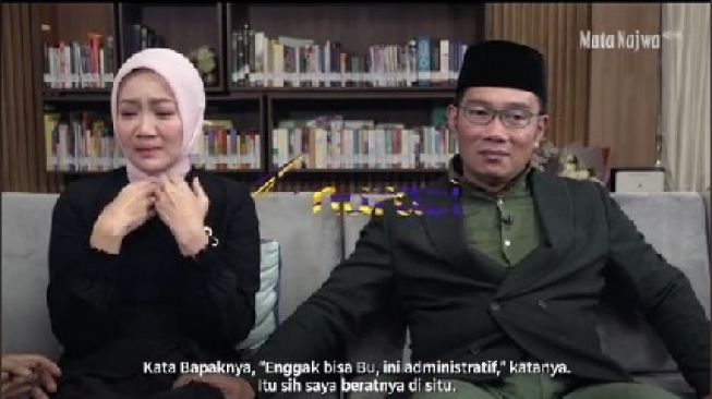 Sedih! Nama Eril Dihapus dari KK, Istri Ridwan Kamil Nangis: Kenapa Diilangin?