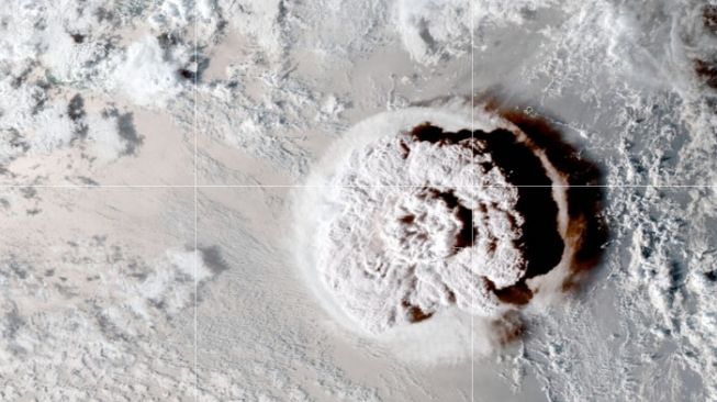 Letusan Gunung Berapi Tonga. [Eurakalert]