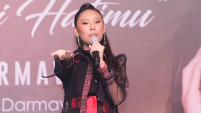 Bintang Darmawan merilis lagu debutnya berjudul "Bintang di Hatiku" di Jakarta baru-baru ini. [dokumentasi pribadi]