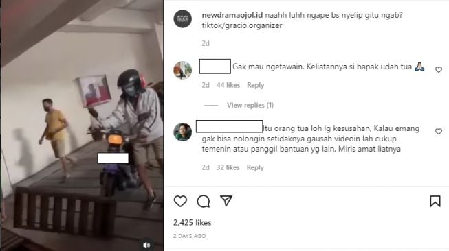 Ban motor nyangkut di penutup selokan (Instagram)