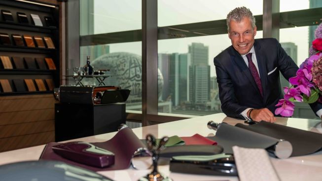 Torsten Müller-Ötvös Chief Executive Officer, Rolls-Royce Motor Cars di Private Office Dubai [Rolls-Royce Motor Cars].