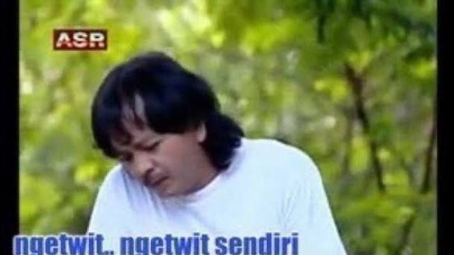 Meme Pelesetan Lirik Lagu (Twitter/@dodondwiprastyo)