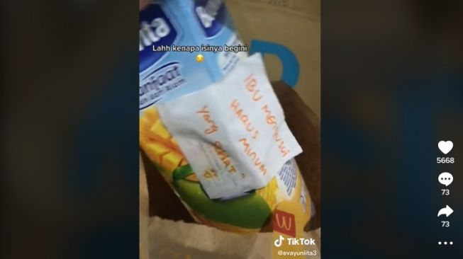 Dikira dapat kejutan tapi justru diprank. [TikTok]