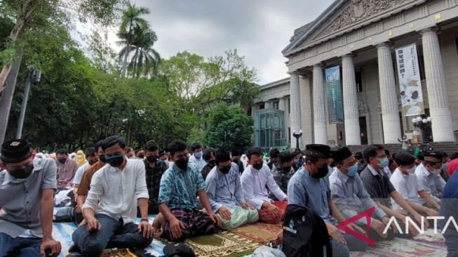 Jam Berapa Sholat Idul Fitri? Dianjurkan Waktunya Diakhirkan, Beri