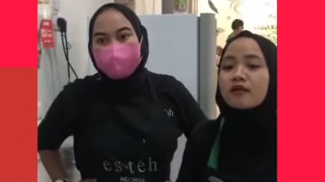 Video Viral Karyawati Esteh Indonesia Maki-maki dan Lempar Pembeli Pakai Gelas