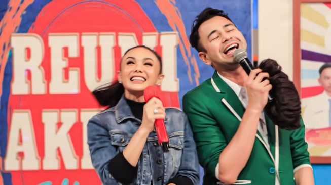 Potret Akrab Raffi Ahmad dan Yuni Shara (YouTube/TRANS TV Official)