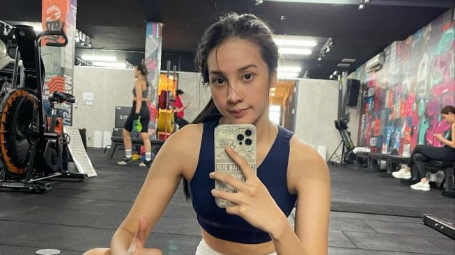 Potret Anya Geraldine Pakai Baju Olahraga (Instagram/@anyageraldine)