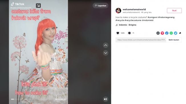 Wanita cosplay pakai kostum dari bungkus indomie (tiktok/welcometomaiworld)