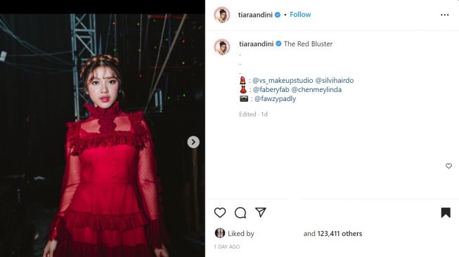 Foto: Tiara Andini Kenakan Dress Merah saat Konser, Penampilannya Bak Barbie Hidup (instagram/tiaraandini)