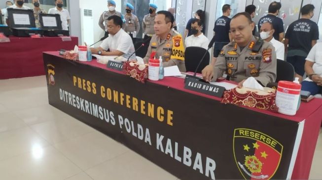 Polda Kalbar Ungkap Jaringan PETI, Amankan 68,9 Kilogram Emas Senilai Rp 66,6 Miliar dan 75 Tersangka