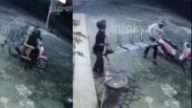 Nekat, Aksi Dua Maling Bangku Tunggu Pasien di Klinik Ini Terekam CCTV