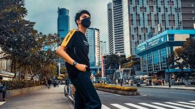 Potret Citayam Fashion Week yang Sedang Viral (Instagram/@citayamfashionweeks)