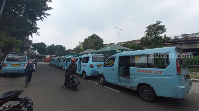 Tolak Rencana Pemprov DKI Pisah Tempat Duduk Pria dan Wanita di Angkot, Sopir: Kami Anak Tiri, Susah kalau Banyak Aturan