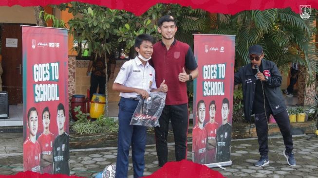 Dekatkan Diri ke Siswa Sekolah di Soloraya, Persis Solo Jalankan Program Goes to School