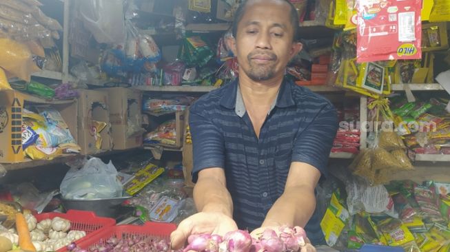 Harga Bawang Merah di Pasar Tradisional Kota Cimahi Bikin Emak-emak Perih Mata