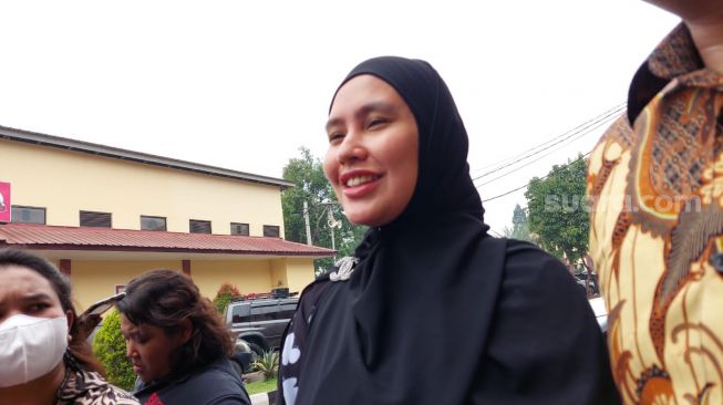Kartika Putri di Polres Bogor [Suara.com/Yuliani]