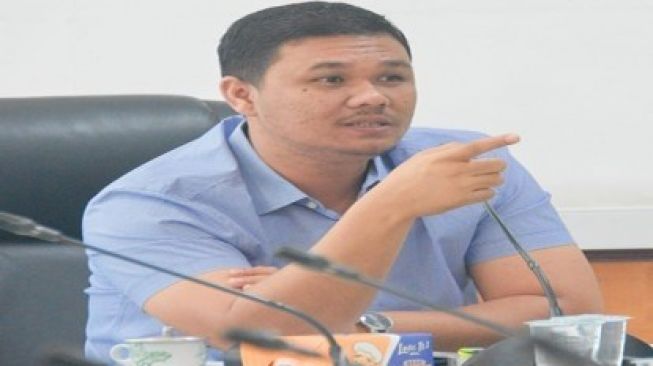 Ketua DPRD Kuansing Adam Hadiri Doa Kuburan di Desa Petai Singingi Hilir