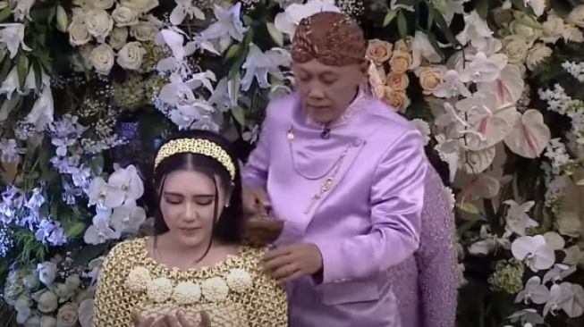 Momen siraman Via Vallen [YouTube/Indosiar]