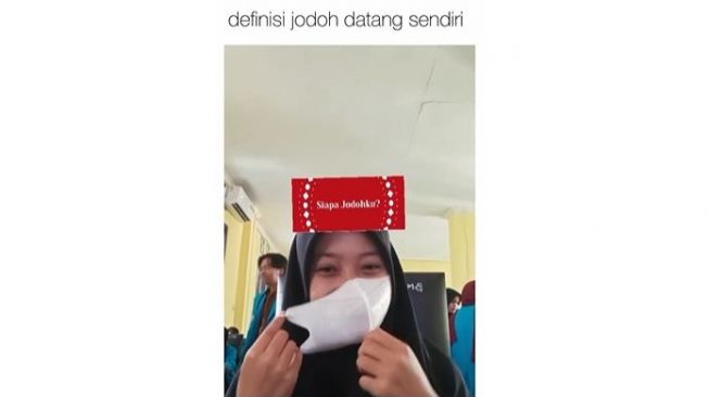 Viral! Cewek Ini Iseng Tanya Jodoh Lewat Filter Langsung Ketemu, Auto Salting
