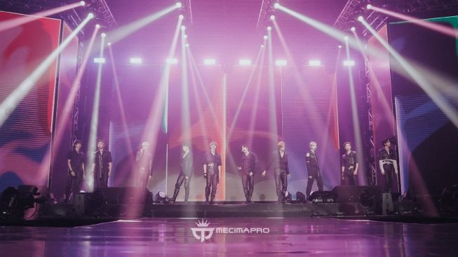 Potret Konser The Boyz di Jakarta [Mecima Pro]