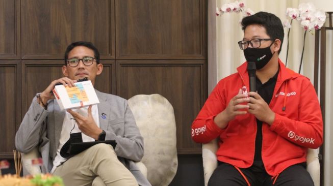 Mitra Usaha GoFood Jadi Pembicara Bareng Sandiaga Uno, Simak Kisah Inspiratifnya!