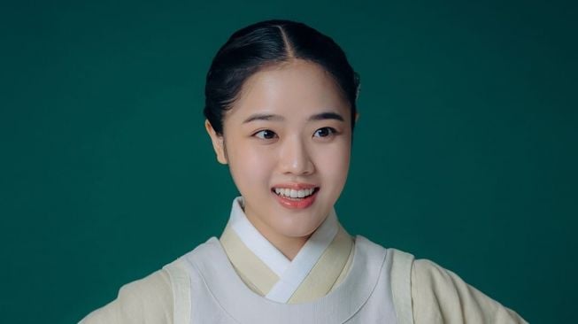 6 Pesona Kim Hyang Gi di Serial Poong The Joseon Psychiatrist, Drama Korea yang Mulai Tayang di Awal Agustus