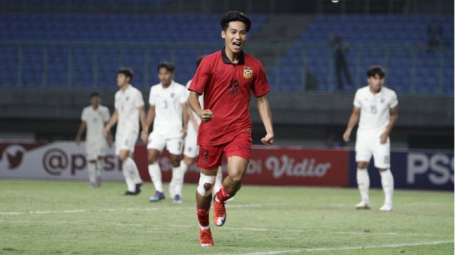 Suporter Indonesia Doakan Laos Juara Piala AFF U-19 2022/Twitter @idextratime