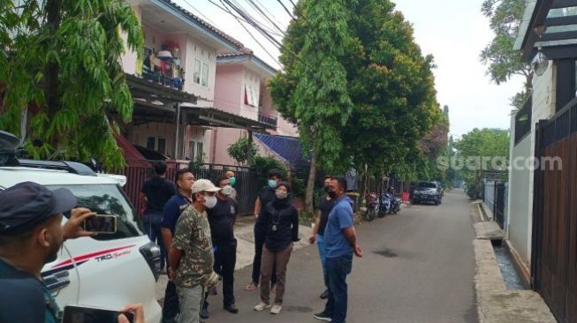 Rumah Nikita Mirzani di kawasan Pesanggrahan, Jakarta, Rabu (16/5/2022) [Suara.com/Rena Pangesti]