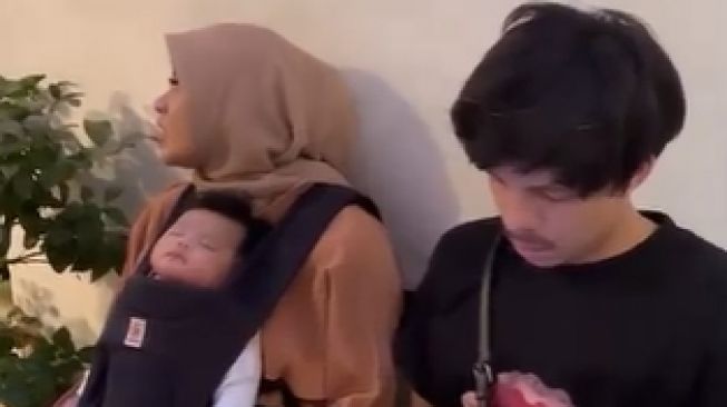 Potret Aurel Hermansyah Berangkat ke Italia (Instagram/aurelie.hermansyah)