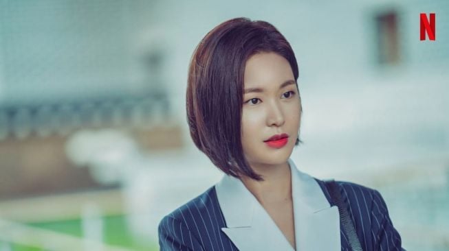 Pesona Jung Yoo Jin di Remarriage and Desires (Instagram/@netflixkr)