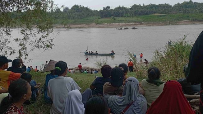 Bocah Bojonegoro Hilang di Sungai Bengawan Solo