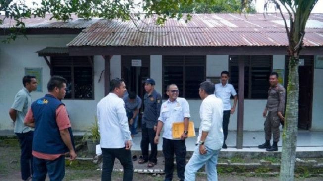 Langgar Aturan Perizinan Perusahaan Kelapa Sawit PT BSP di Kampar Disegel