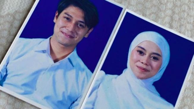 Potret Pas foto Nikah Pedangdut (Instagram/lestykejora)