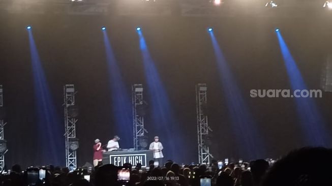 Gelar Konser di Jakarta, Epik High Bikin Penggemar Geleng-Geleng Kepala