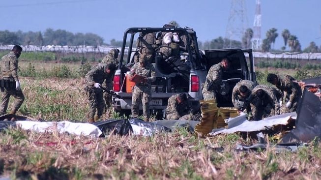 Helikopter Bawa Gembong Narkoba Kelas Kakap Jatuh di Meksiko