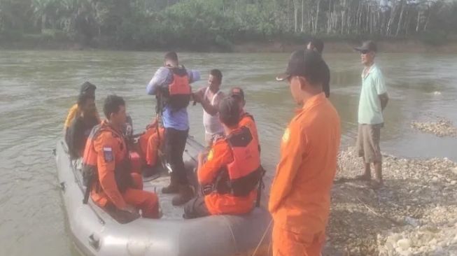 Pemburu Hanyut Terbawa Arus Sungai Gegara Babi Hutan